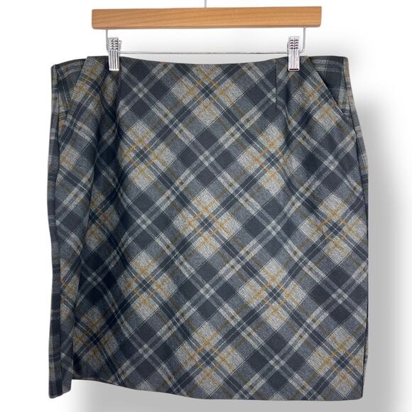 Cabi Plaid Mini Skirt Women's 16 Plus Size Academia Dark Academia Capsule - Picture 1 of 6